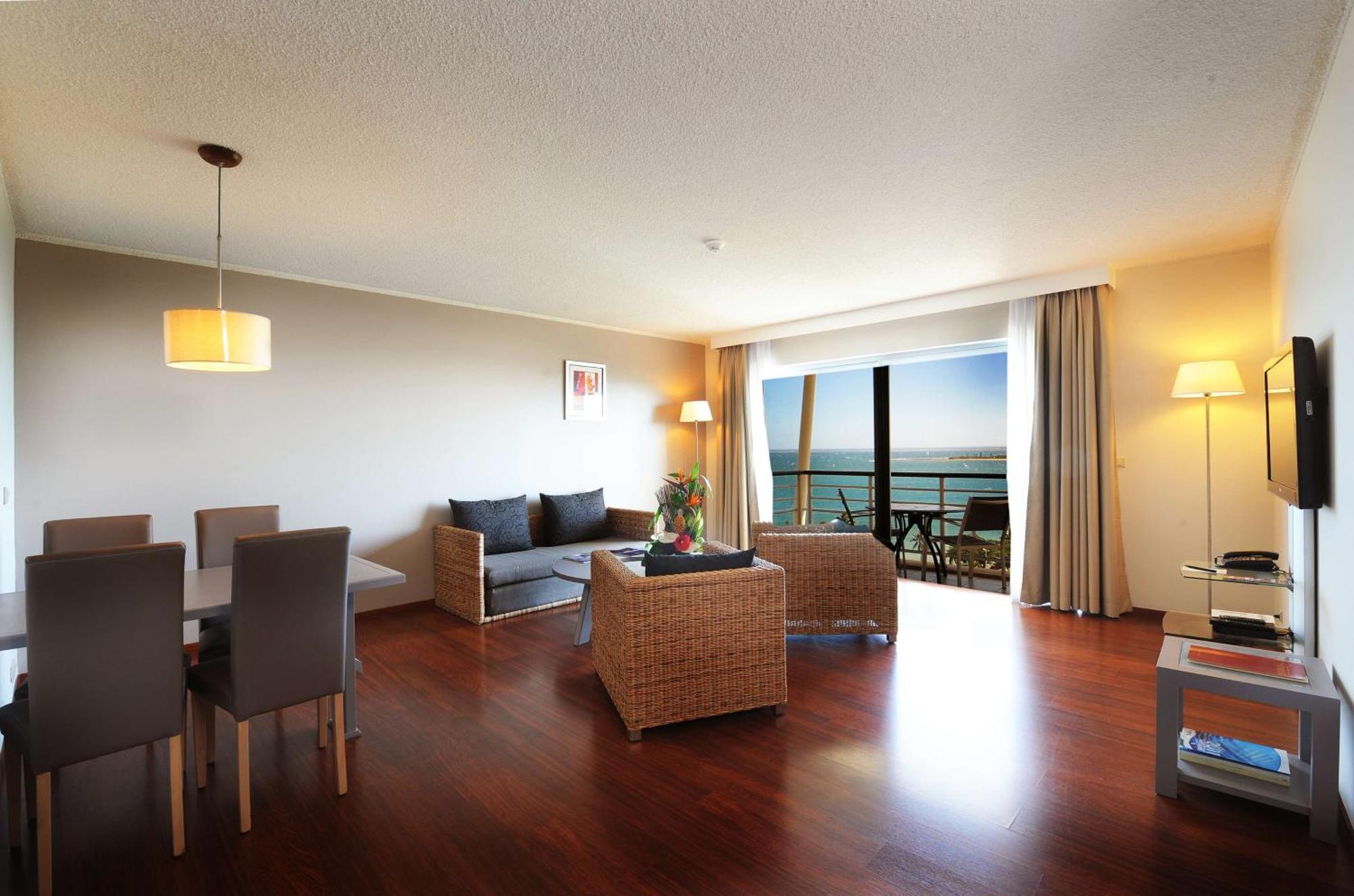 Hilton Noumea La Promenade Residences Luaran gambar