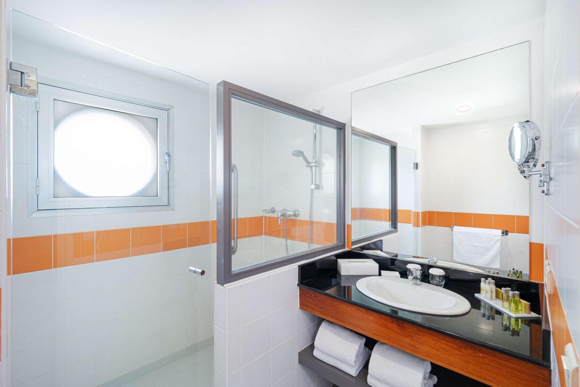 Hilton Noumea La Promenade Residences Luaran gambar